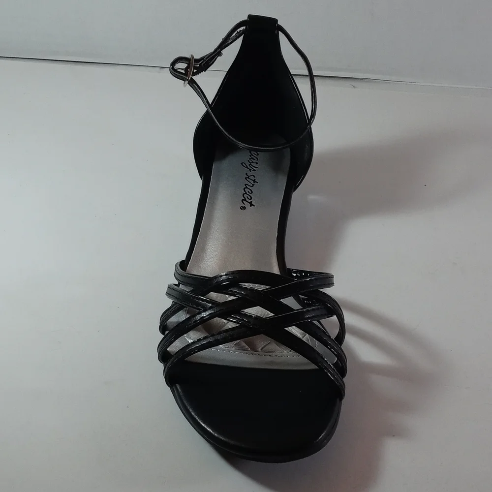 Sandal